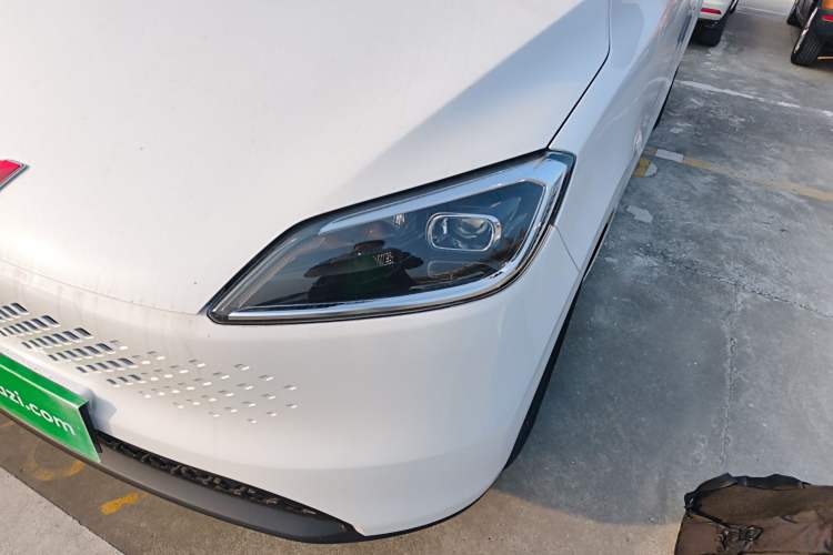 Used Wuling Hongguang New Energy 2025 Extended-Range Hybrid 50 km Standard Version Left Front Headlight