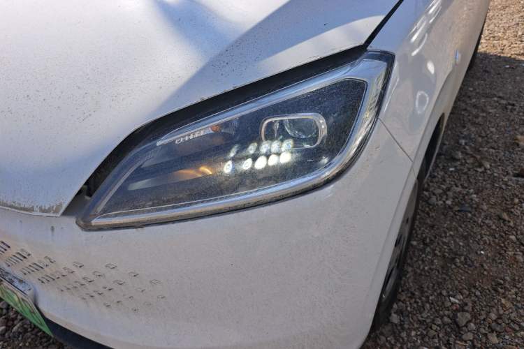 Used Wuling Hongguang New Energy 2025 Extended-Range Hybrid 50KM Comfort Version Left Front Headlight