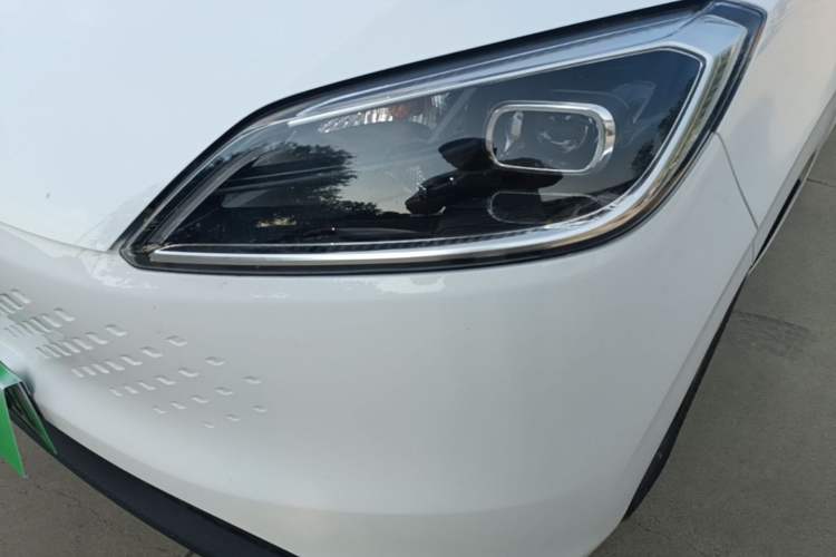 Used Wuling Hongguang New Energy 2025 Model Range-Extending Hybrid 150KM Comfort Edition Left Front Headlight