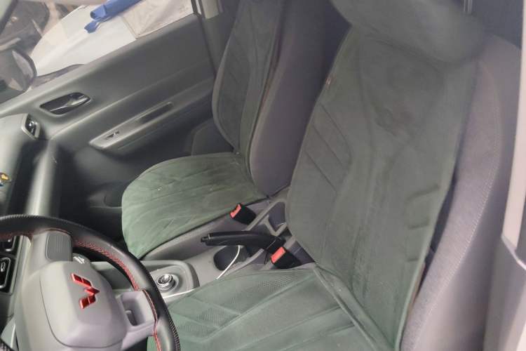 Used Wuling Hongguang New Energy 2025 Extended-Range Hybrid 50 km Standard Version Left Front Seat