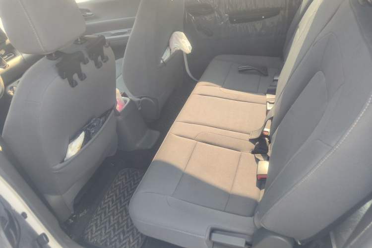 Used Wuling Hongguang New Energy 2025 Extended-Range Hybrid 50 km Standard Version Left Rear Seat
