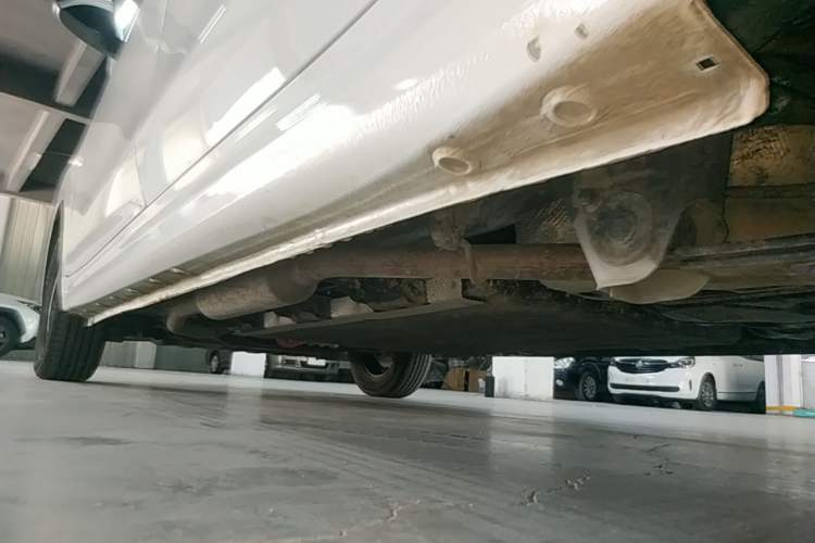 Used Wuling Hongguang New Energy 2025 Extended-Range Hybrid 50 km Standard Version Left Side Sill