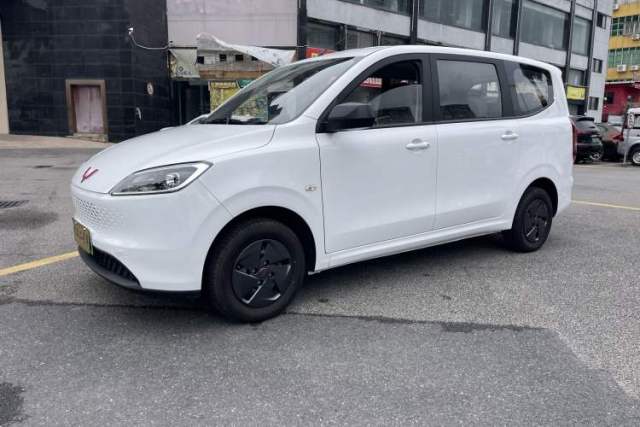 Used Wuling Hongguang New Energy 2025 Extended-Range Hybrid 50KM Comfort Version