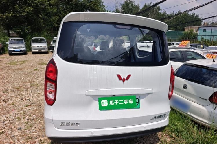 Used Wuling Hongguang New Energy 2025 Extended-Range Hybrid 50KM Comfort Version Rear