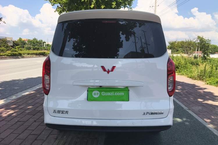 Used Wuling Hongguang New Energy 2025 Extended-Range Hybrid 50KM Comfort Version Rear