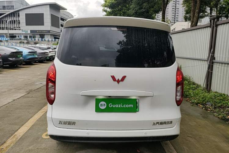 Used Wuling Hongguang New Energy 2025 Extended-Range Hybrid 50KM Comfort Version Rear