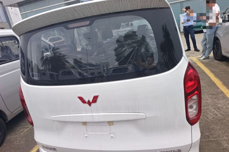 Used Wuling Hongguang New Energy 2025 Model Range-Extending Hybrid 150KM Comfort Edition Rear