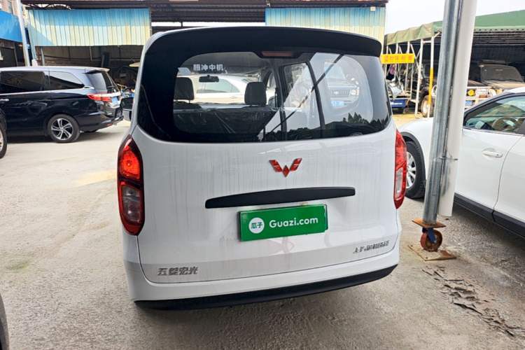 Used Wuling Hongguang New Energy 2025 Extended-Range Hybrid 50 km Utility Version Rear