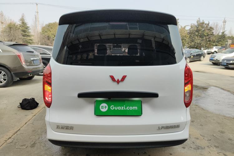 Used Wuling Hongguang New Energy 2025 Extended-Range Hybrid 50 km Standard Version Rear