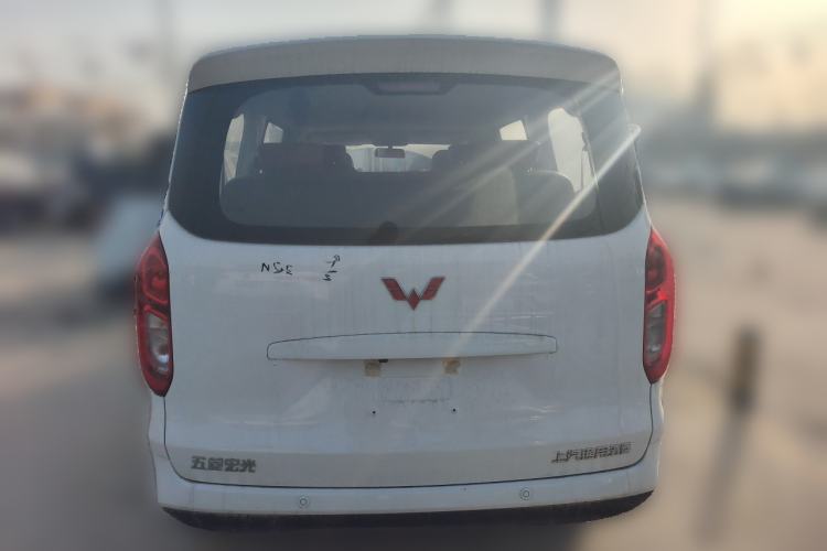 Used Wuling Hongguang New Energy 2025 Extended-Range Hybrid 50KM Comfort Version Rear