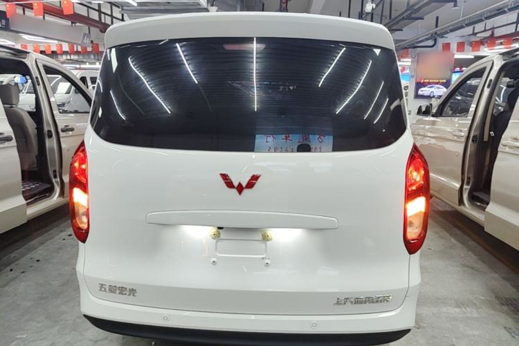 Used Wuling Hongguang New Energy 2025 Extended-Range Hybrid 50KM Comfort Version Rear