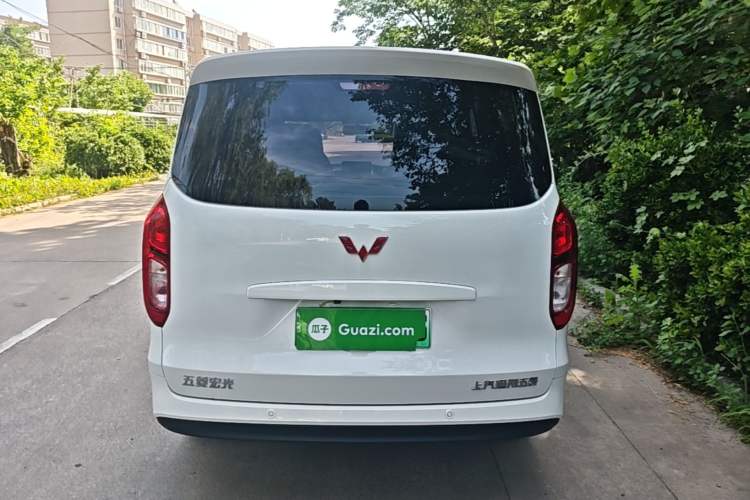 Used Wuling Hongguang New Energy 2025 Model Range-Extending Hybrid 150KM Comfort Edition Rear