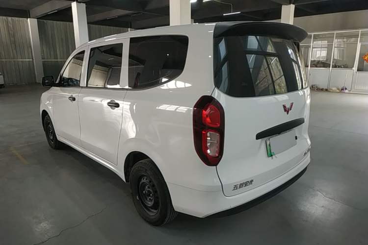 Used Wuling Hongguang New Energy 2025 Extended-Range Hybrid 50 km Standard Version Rear Left 45 Deg