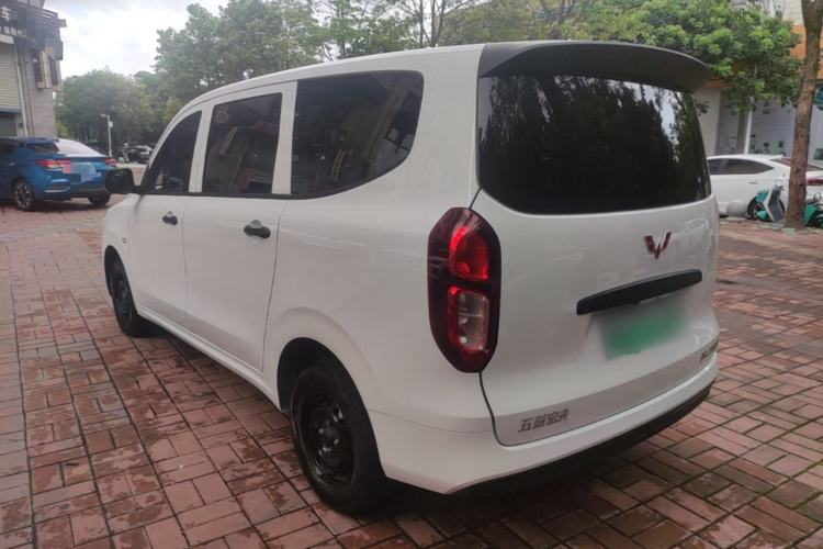 Used Wuling Hongguang New Energy 2025 Extended-Range Hybrid 50 km Standard Version Rear Left 45 Deg