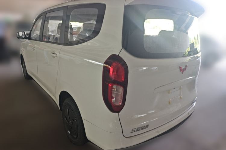 Used Wuling Hongguang New Energy 2025 Model Range-Extending Hybrid 150KM Comfort Edition Rear Left 45 Deg