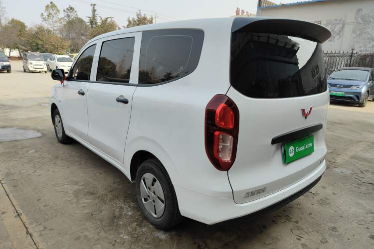 Used Wuling Hongguang New Energy 2025 Extended-Range Hybrid 50 km Standard Version Rear Left 45 Deg