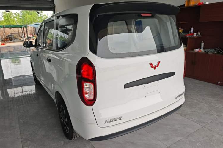 Used Wuling Hongguang New Energy 2025 Extended-Range Hybrid 50 km Standard Version Rear Left 45 Deg