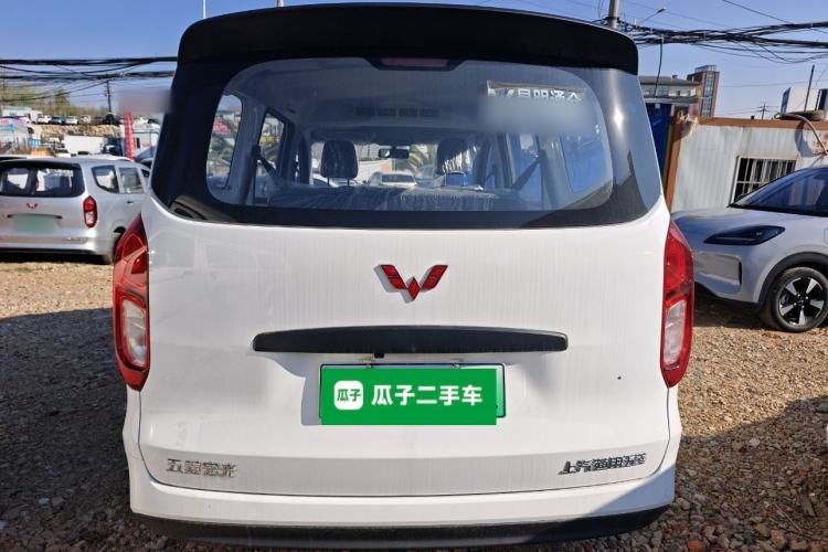 Used Wuling Hongguang New Energy 2025 Extended-Range Hybrid 50 km Standard Version Rear