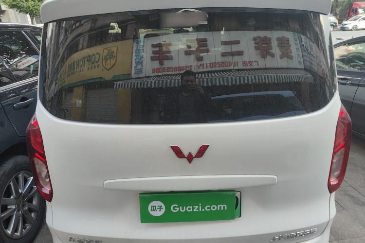 Used Wuling Hongguang New Energy 2025 Extended-Range Hybrid 50KM Comfort Version Rear