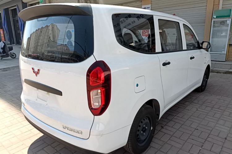 Used Wuling Hongguang New Energy 2025 Extended-Range Hybrid 50 km Utility Version Rear Right 45 Deg