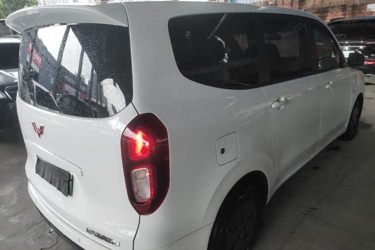 Used Wuling Hongguang New Energy 2025 Extended-Range Hybrid 50KM Comfort Version Rear Right 45 Deg
