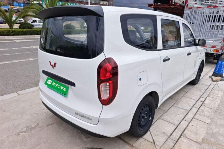 Used Wuling Hongguang New Energy 2025 Extended-Range Hybrid 50 km Standard Version Rear Right 45 Deg