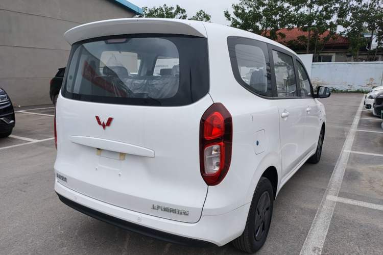 Used Wuling Hongguang New Energy 2025 Extended-Range Hybrid 50KM Comfort Version Rear Right 45 Deg