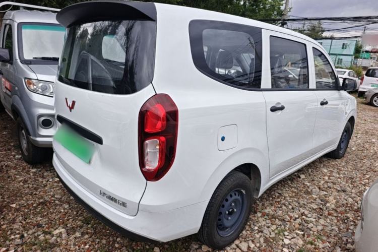 Used Wuling Hongguang New Energy 2025 Extended-Range Hybrid 50 km Standard Version Rear Right 45 Deg