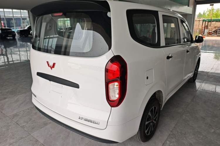 Used Wuling Hongguang New Energy 2025 Extended-Range Hybrid 50 km Standard Version Rear Right 45 Deg