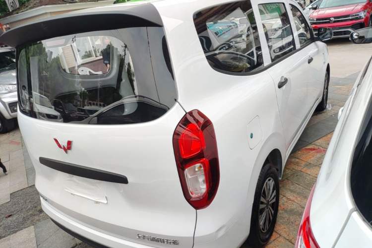 Used Wuling Hongguang New Energy 2025 Extended-Range Hybrid 50 km Utility Version Rear Right 45 Deg
