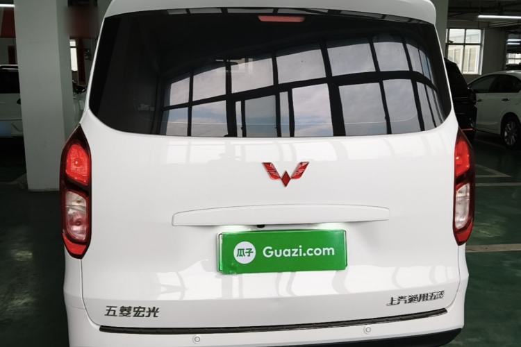 Used Wuling Hongguang New Energy 2025 Model Range-Extending Hybrid 150KM Comfort Edition Rear