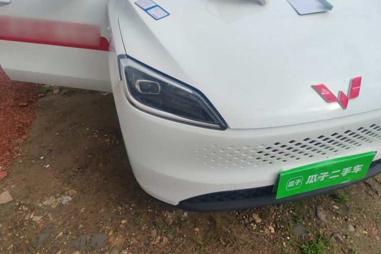 Used Wuling Hongguang New Energy 2025 Extended-Range Hybrid 50KM Comfort Version Right Front Headlight