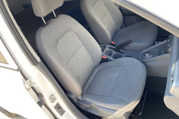 Used Wuling Hongguang New Energy 2025 Extended-Range Hybrid 50 km Standard Version Right Front Seat
