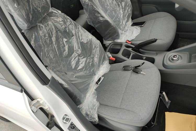Used Wuling Hongguang New Energy 2025 Extended-Range Hybrid 50KM Comfort Version Right Front Seat