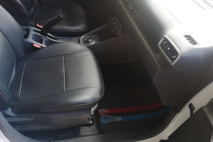 Used Wuling Hongguang New Energy 2025 Extended-Range Hybrid 50KM Comfort Version Right Front Seat