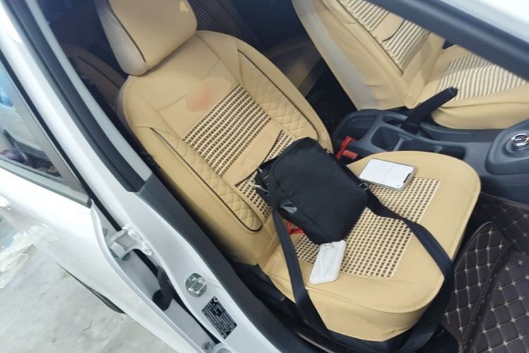 Used Wuling Hongguang New Energy 2025 Extended-Range Hybrid 50KM Comfort Version Right Front Seat