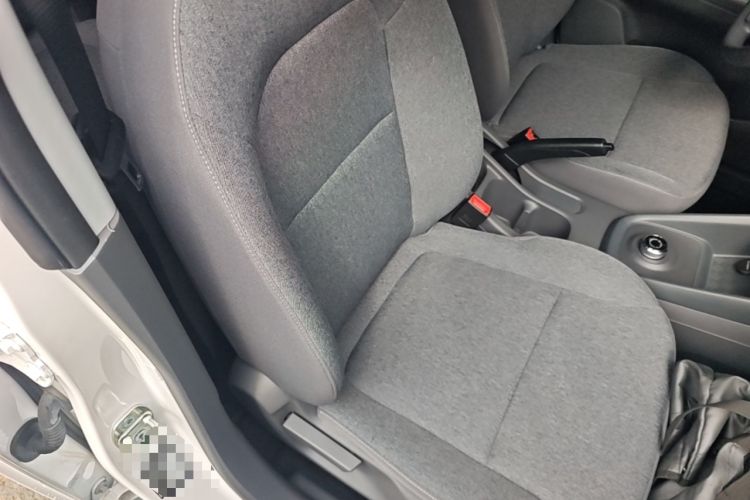 Used Wuling Hongguang New Energy 2025 Extended-Range Hybrid 50KM Comfort Version Right Front Seat