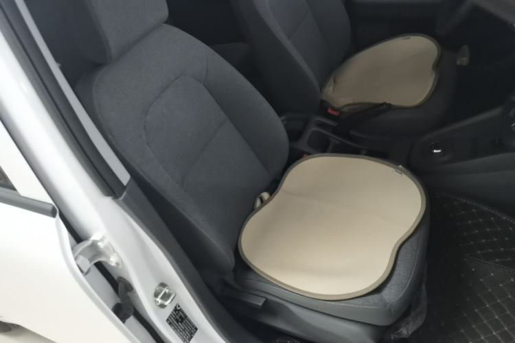 Used Wuling Hongguang New Energy 2025 Model Range-Extending Hybrid 150KM Standard Edition Right Front Seat
