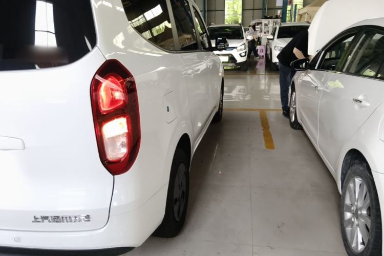Used Wuling Hongguang New Energy 2025 Extended-Range Hybrid 50KM Comfort Version Right Rear Taillight