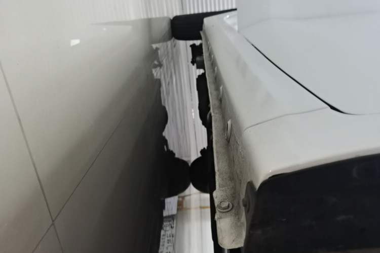 Used Wuling Hongguang New Energy 2025 Model Range-Extending Hybrid 150KM Standard Edition Right Side Sill