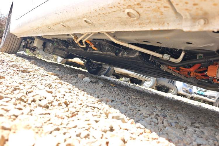 Used Wuling Hongguang New Energy 2025 Extended-Range Hybrid 50 km Standard Version Right Side Sill