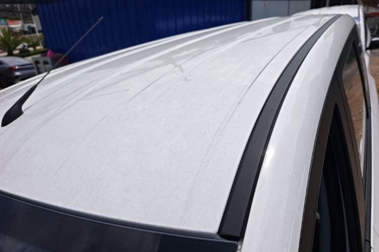 Used Wuling Hongguang New Energy 2025 Extended-Range Hybrid 50KM Comfort Version Roof