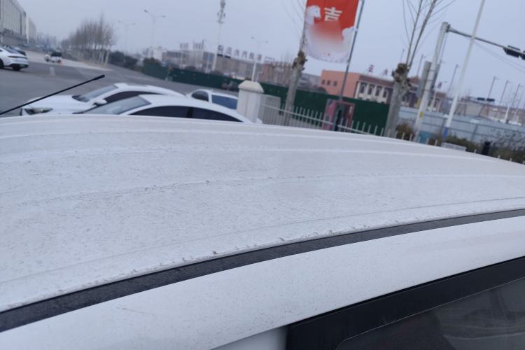 Used Wuling Hongguang New Energy 2025 Extended-Range Hybrid 50KM Comfort Version Roof