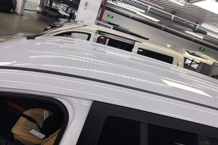Used Wuling Hongguang New Energy 2025 Extended-Range Hybrid 50KM Comfort Version Roof