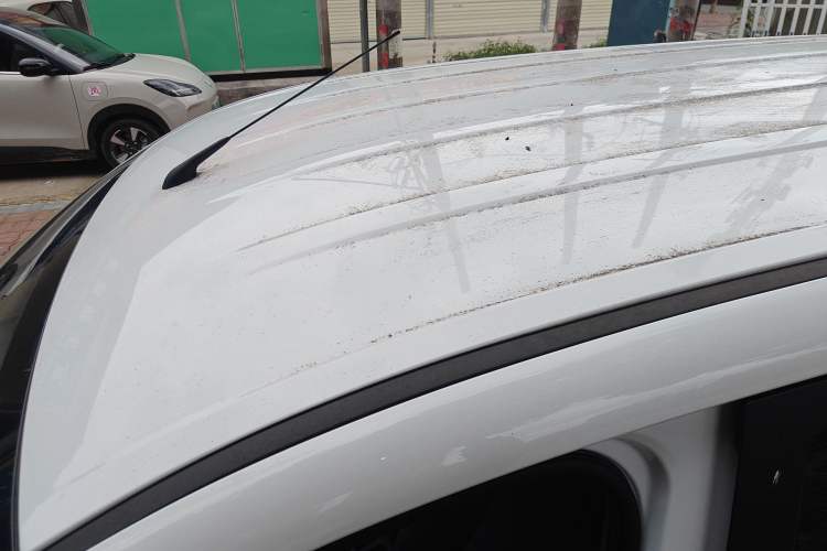 Used Wuling Hongguang New Energy 2025 Extended-Range Hybrid 50KM Comfort Version Roof