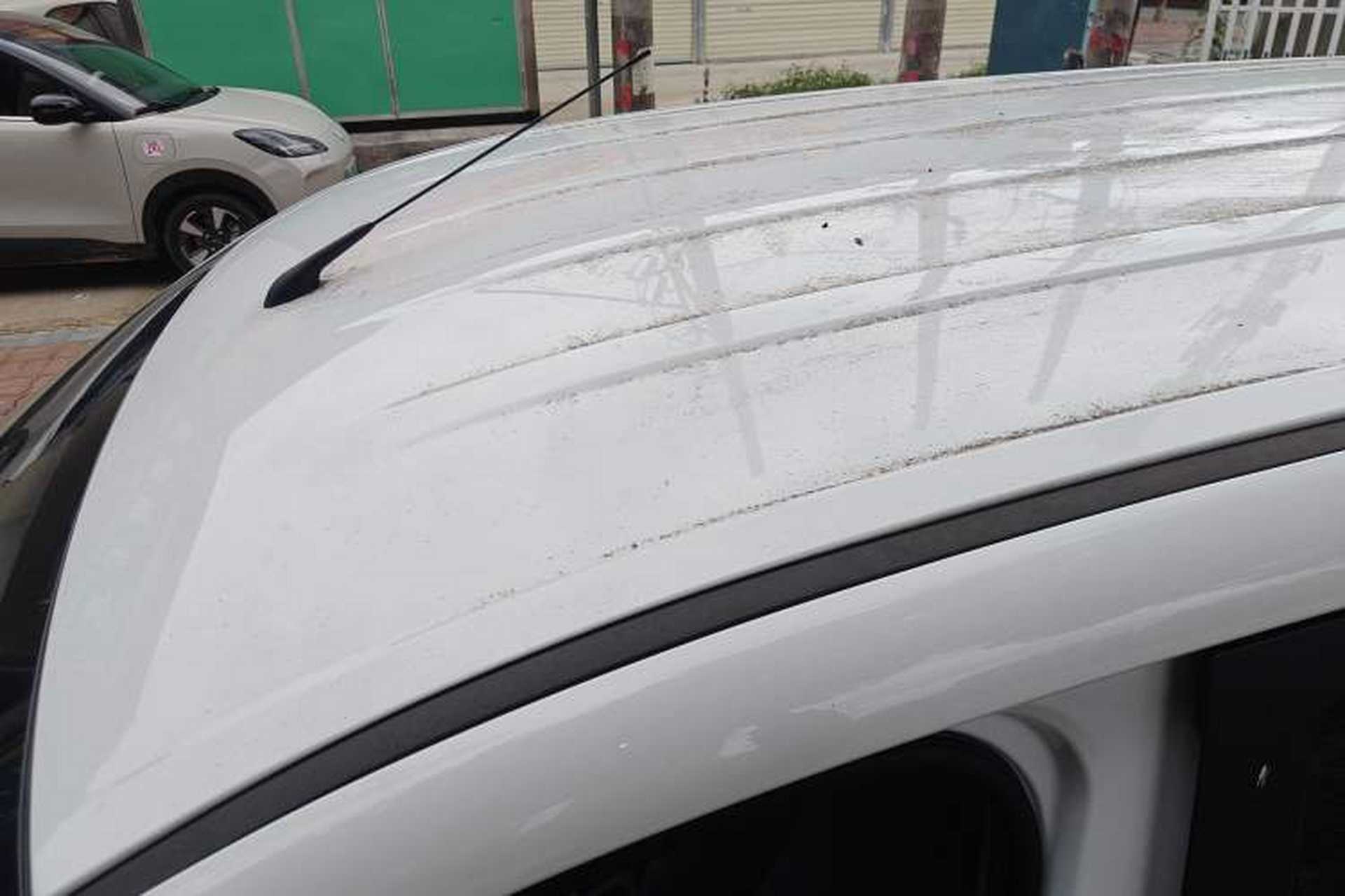 Used Wuling Hongguang New Energy 2025 Extended-Range Hybrid 50KM Comfort Version Roof