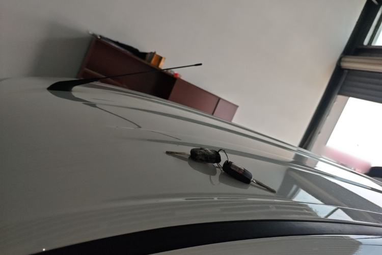 Used Wuling Hongguang New Energy 2025 Extended-Range Hybrid 50 km Standard Version Roof