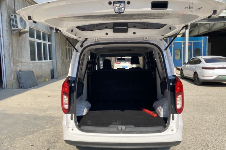 Used Wuling Hongguang New Energy 2025 Extended-Range Hybrid 50 km Standard Version Trunk