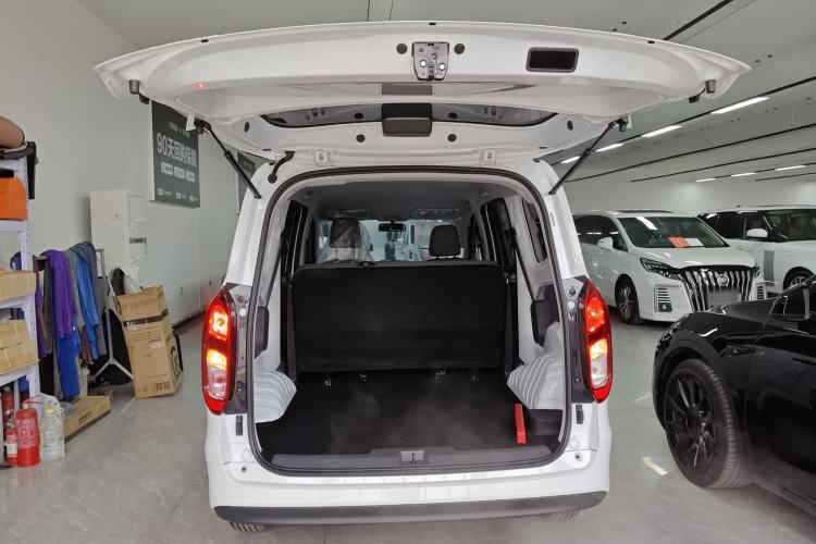 Used Wuling Hongguang New Energy 2025 Extended-Range Hybrid 50 km Utility Version Trunk