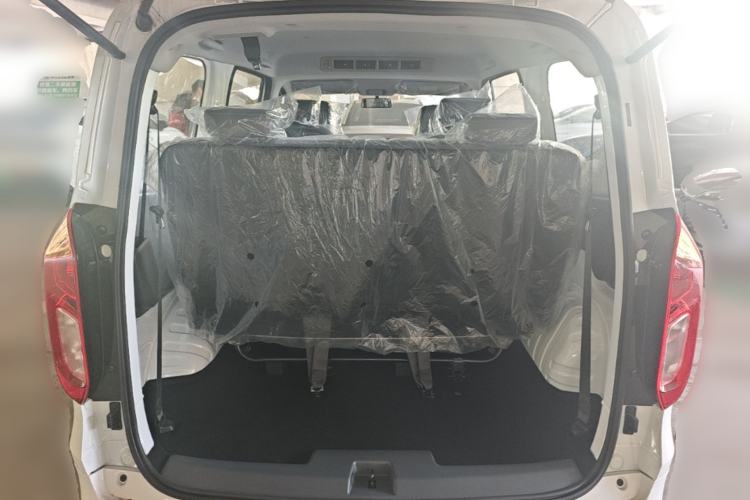 Used Wuling Hongguang New Energy 2025 Model Range-Extending Hybrid 150KM Comfort Edition Trunk